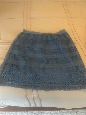 Blue Lace  Lined Skirt-size Medium